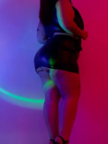 Kira F